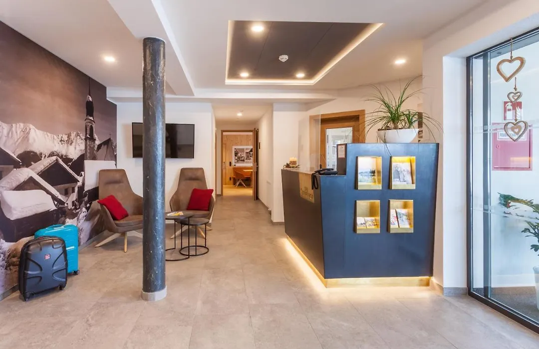 Apart-Hotel Dreisonnenhof-1