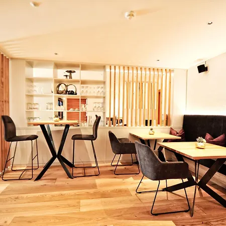 Hotel Roeck Garni-2